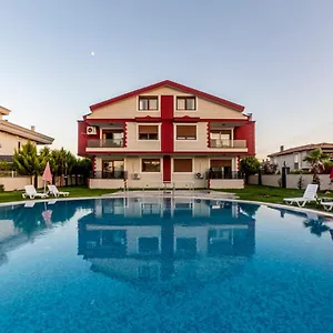 Aparthotel Tema Martili Apart